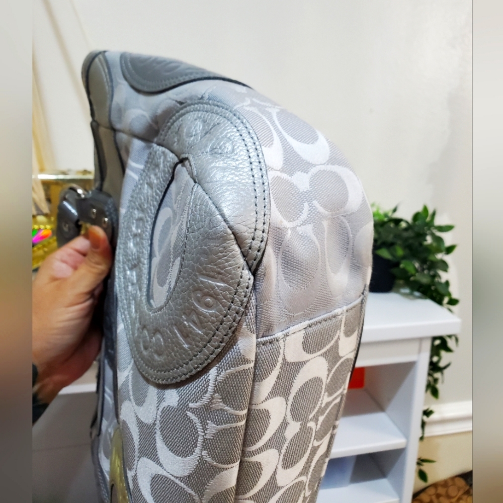 Coach Patch Bag - image 7